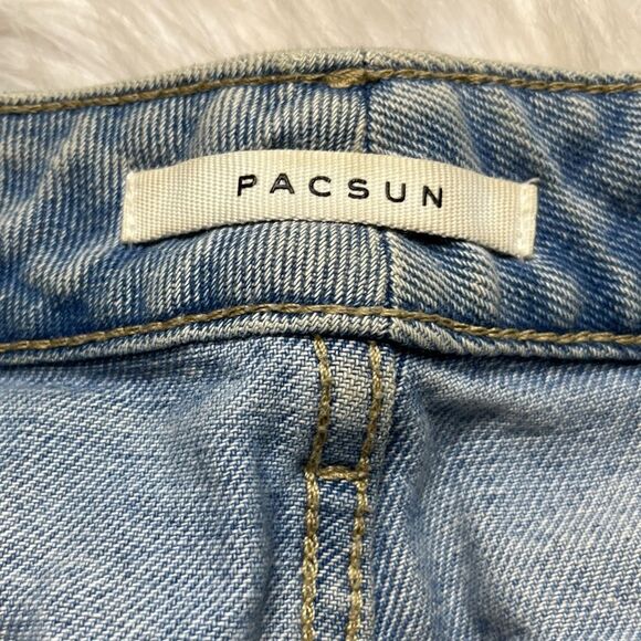 PacSun High Rise Distressed Mom Jean Light Wash Size 28 - Picture 5 of 6